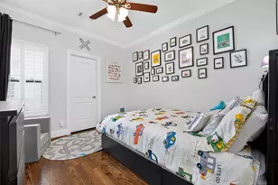 1042 W 15th 1/2 St, Houston, TX 77008 - Photo 33
