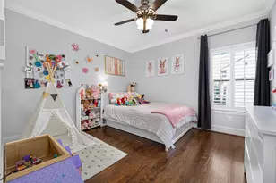 1042 W 15th 1/2 St, Houston, TX 77008 - Photo 35