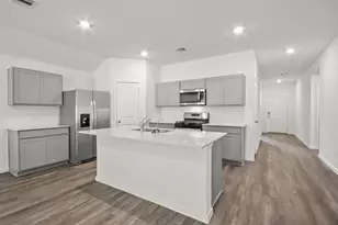 15864 Elegant Pine Ln, Magnolia, TX 77355 - Photo 3