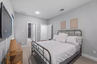 959 W 17th Street, Houston, TX 77008 - Photo 5