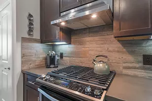 959 W 17th St, Houston, TX 77008 - Photo 17