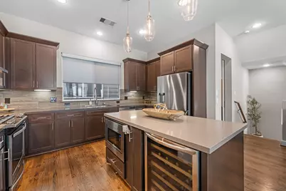 959 W 17th Street, Houston, TX 77008 - Photo 15