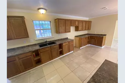 1195 Gunter Street, Beaumont, TX 77705 - Photo 5