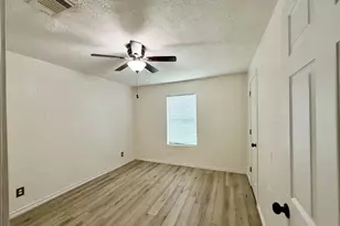 1002 Block St, Port Neches, TX 77651 - Photo 11