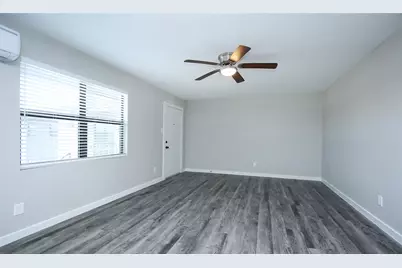 5201 Crawford Street #3, Houston, TX 77004 - Photo 5