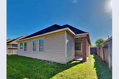 10224 Forest Glade Court, Conroe, TX 77385 - Photo 17