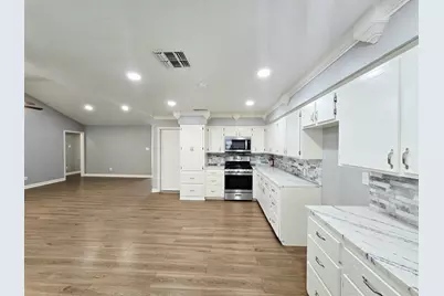 2433 Freeway Manor Drive, Rosenberg, TX 77471 - Photo 5