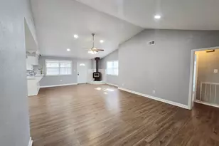 2433 Freeway Manor Dr, Rosenberg, TX 77471 - Photo 3