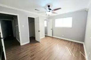 2433 Freeway Manor Dr, Rosenberg, TX 77471 - Photo 15