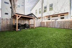 1307 E 27th St, Houston, TX 77009 - Photo 45