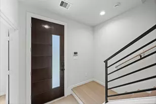 523 Hillwood Hts Dr, Houston, TX 77091 - Photo 9