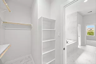 523 Hillwood Hts Dr, Houston, TX 77091 - Photo 29