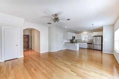 3721 Main Poplar Drive, Houston, TX 77025 - Photo 9