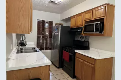 805 Northbend Drive, Baytown, TX 77521 - Photo 5
