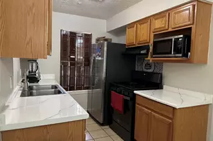 805 Northbend Dr, Baytown, TX 77521 - Photo 5