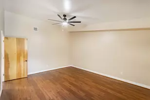 2098 Harland Dr, Houston, TX 77055 - Photo 41