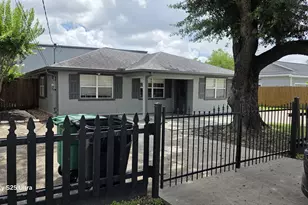 2098 Harland Dr, Houston, TX 77055 - Photo 5