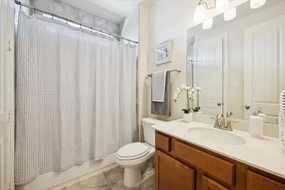 13205 Dartmoor Terrace Drive, Houston, TX 77077 - Photo 17