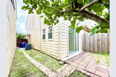 12504 Autumn Leaf Lane, Houston, TX 77072 - Photo 35