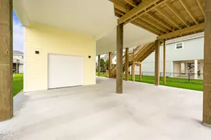 22805 Miramar Circle, Galveston, TX 77554 - Photo 7