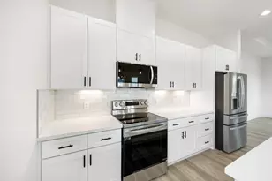 22805 Miramar Circle, Galveston, TX 77554 - Photo 21