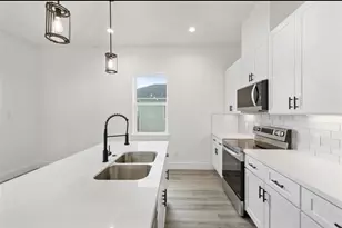 22805 Miramar Circle, Galveston, TX 77554 - Photo 23