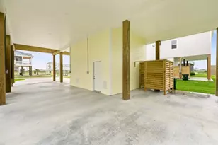 22805 Miramar Circle, Galveston, TX 77554 - Photo 9