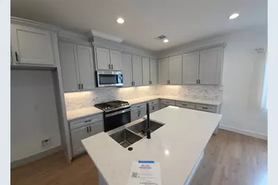 4022 McKinney Street, Houston, TX 77023 - Photo 5