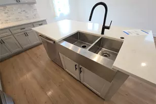 4022 McKinney St, Houston, TX 77023 - Photo 7