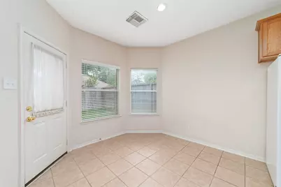 2638 Long Leaf Drive, Sugar Land, TX 77478 - Photo 9