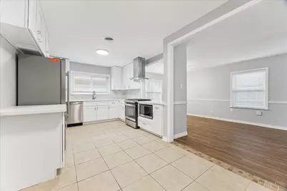 501 Wilmington Drive, Bellaire, TX 77401 - Photo 7