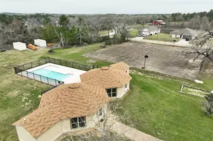26439 Lake Shore Dr, Hempstead, TX 77445 - Photo 41