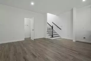 1065 St Clair St, Houston, TX 77088 - Photo 15