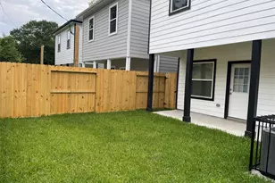 1065 St Clair St, Houston, TX 77088 - Photo 35