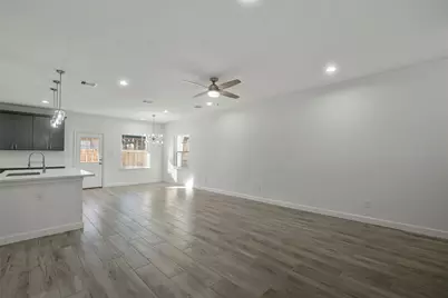 1065 Saint Clair Street, Houston, TX 77088 - Photo 7