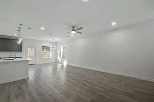 1065 St Clair St, Houston, TX 77088 - Photo 7