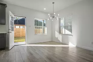 1065 St Clair St, Houston, TX 77088 - Photo 9