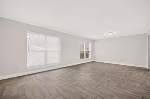 10383 Briar Forest Dr, Houston, TX 77042 - Photo 5