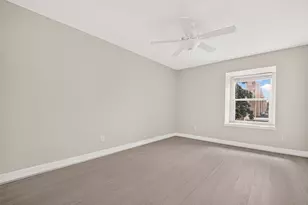10383 Briar Forest Dr, Houston, TX 77042 - Photo 21