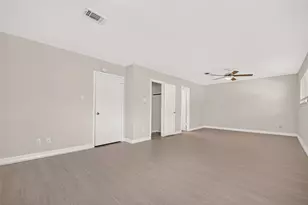 10383 Briar Forest Dr, Houston, TX 77042 - Photo 33