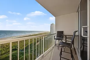 1401 E Beach Dr, Galveston, TX 77550 - Photo 21