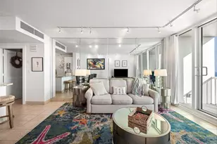 1401 E Beach Dr, Galveston, TX 77550 - Photo 3