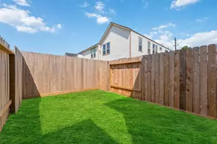 8023 Cora St, Houston, TX 77088 - Photo 19
