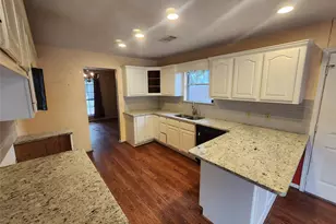 2703 Dovewood Ln, Spring, TX 77373 - Photo 9