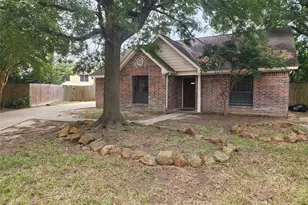 2703 Dovewood Ln, Spring, TX 77373 - Photo 3