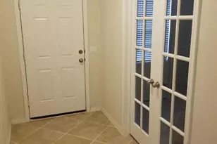 14103 Mystic Shores Ln, Houston, TX 77048 - Photo 3