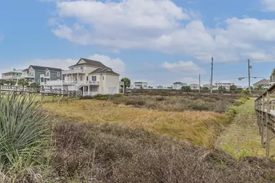 20711 E Sand Hill Drive, Galveston, TX 77554 - Photo 15