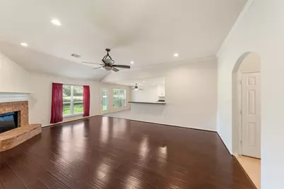 8502 Hunters Village Drive, Humble, TX 77346 - Photo 11