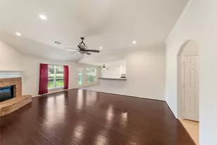 8502 Hunters Village Dr, Humble, TX 77346 - Photo 11