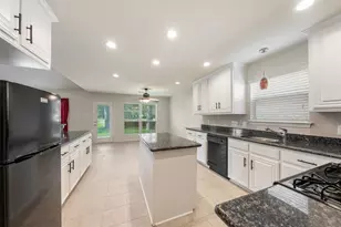 8502 Hunters Village Dr, Humble, TX 77346 - Photo 17